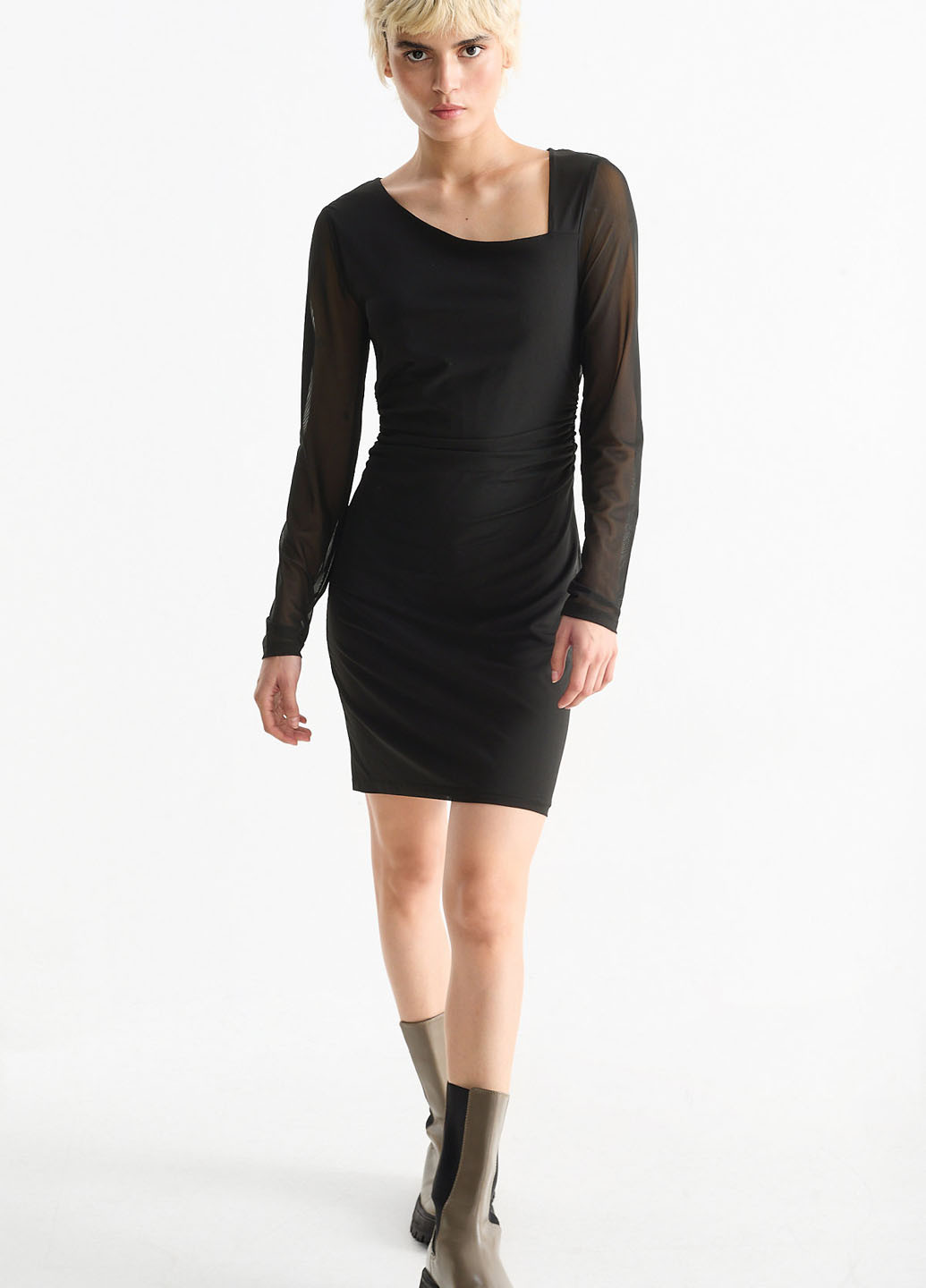 Чорна кежуал сукня силуетна C&A однотонна