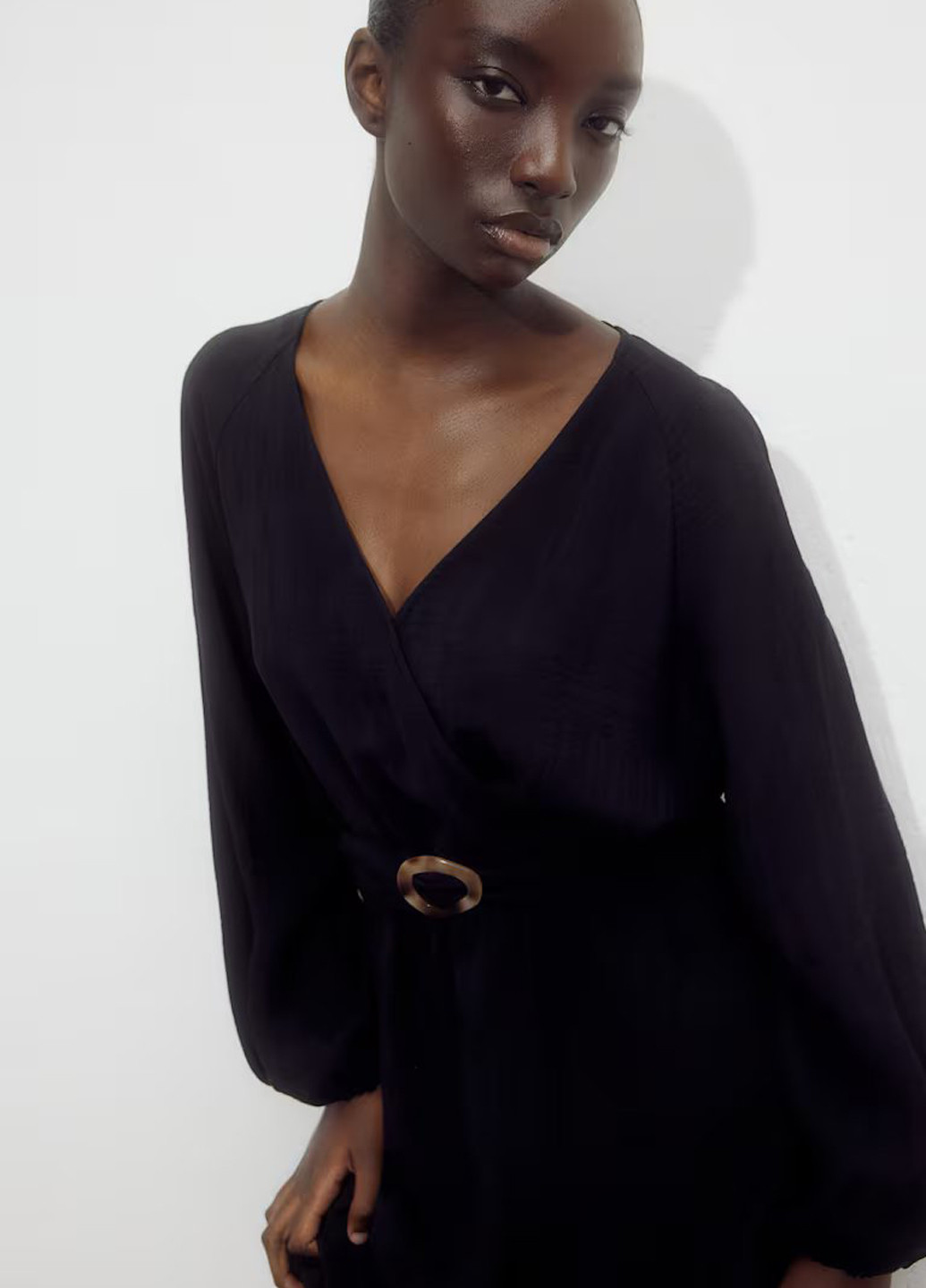 Чорна кежуал сукня на запах, кльош H&M однотонна