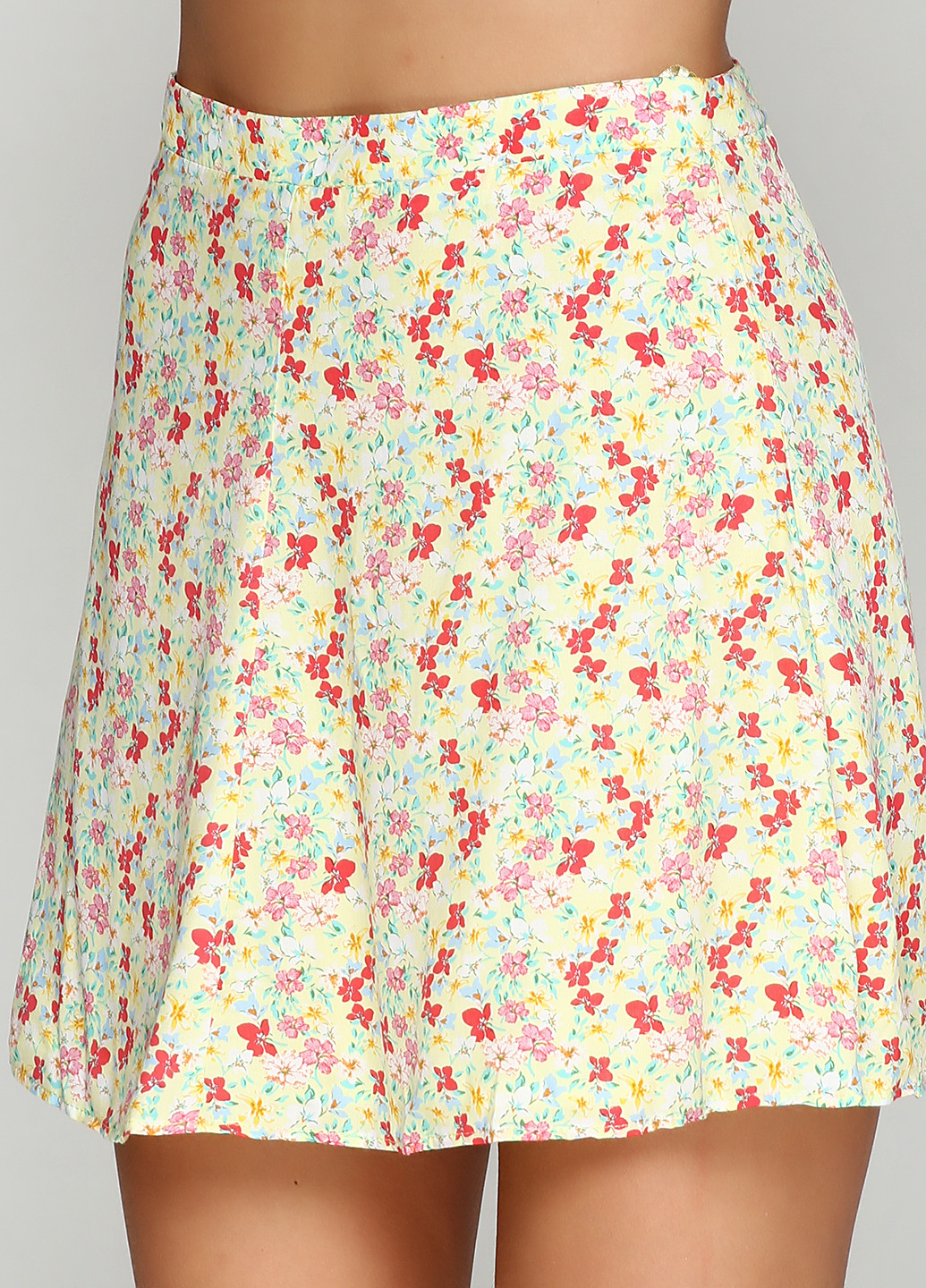 Желтая кэжуал цветочной расцветки юбка Bershka мини