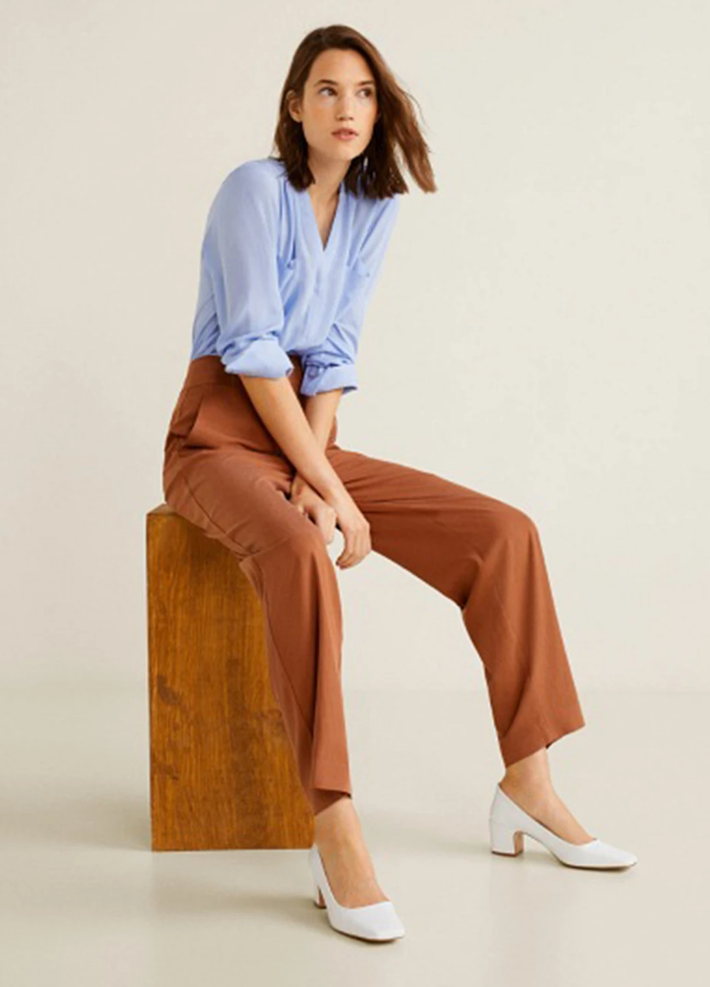 Цветная кэжуал рубашка однотонная Mango