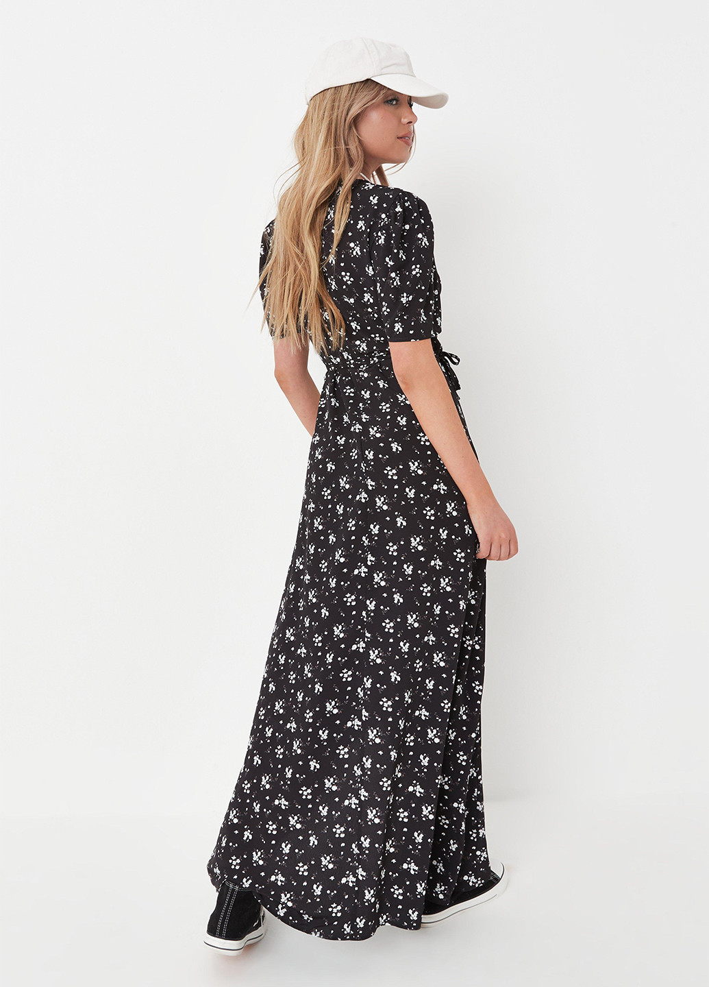 Чорна кежуал сукня на запах Missguided з квітковим принтом