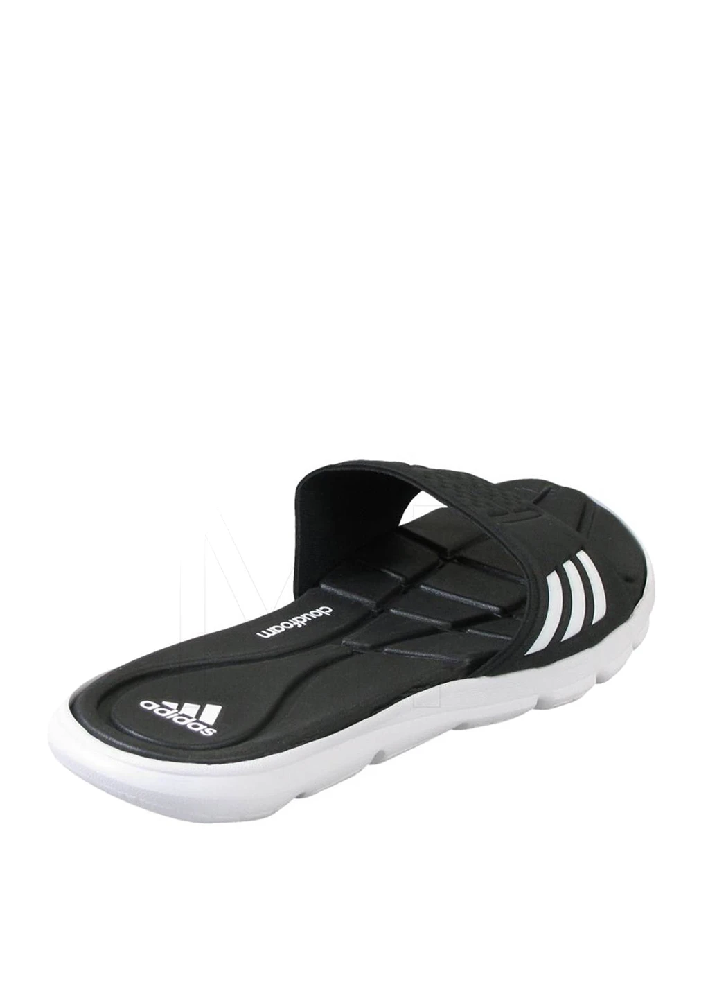 Черные шлепанцы adidas с логотипом