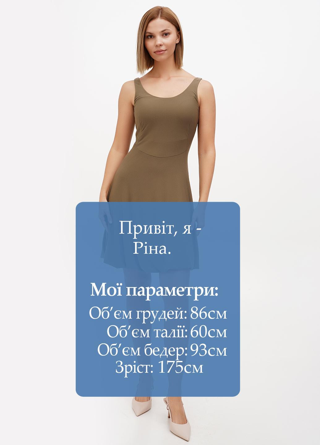 Оливкова (хакі) кежуал сукня Sassofono Club однотонна