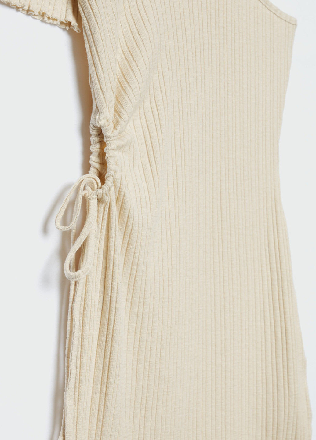 Бежевое кэжуал, вечернее платье на одно плечо Stradivarius однотонное