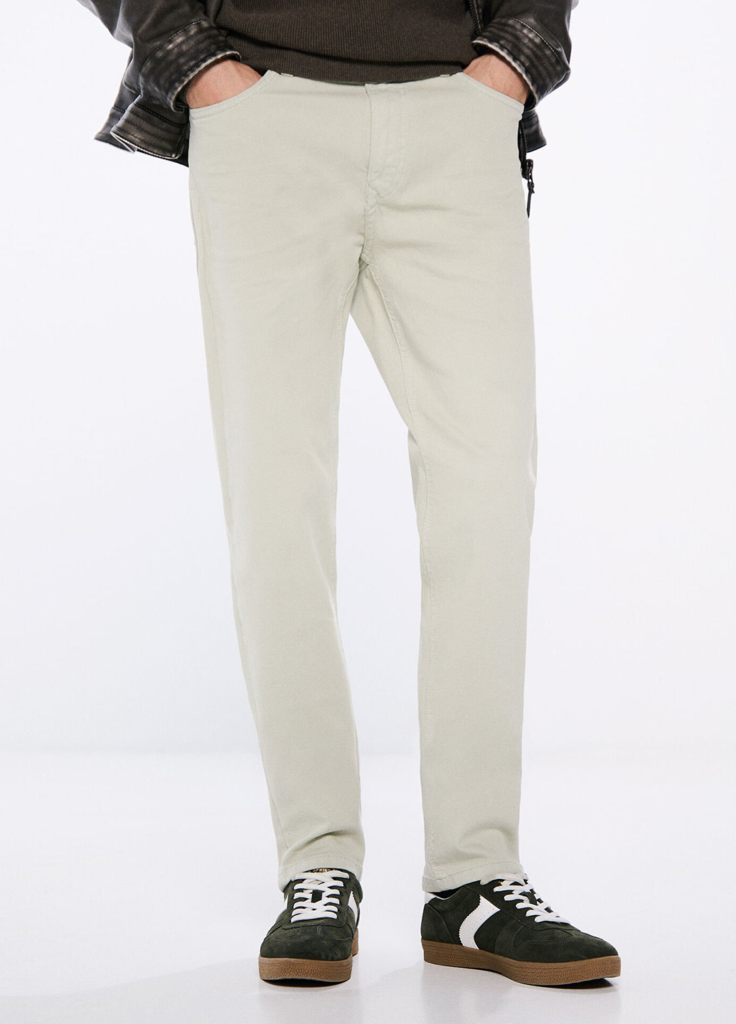 Белые кэжуал демисезонные прямые брюки Springfield