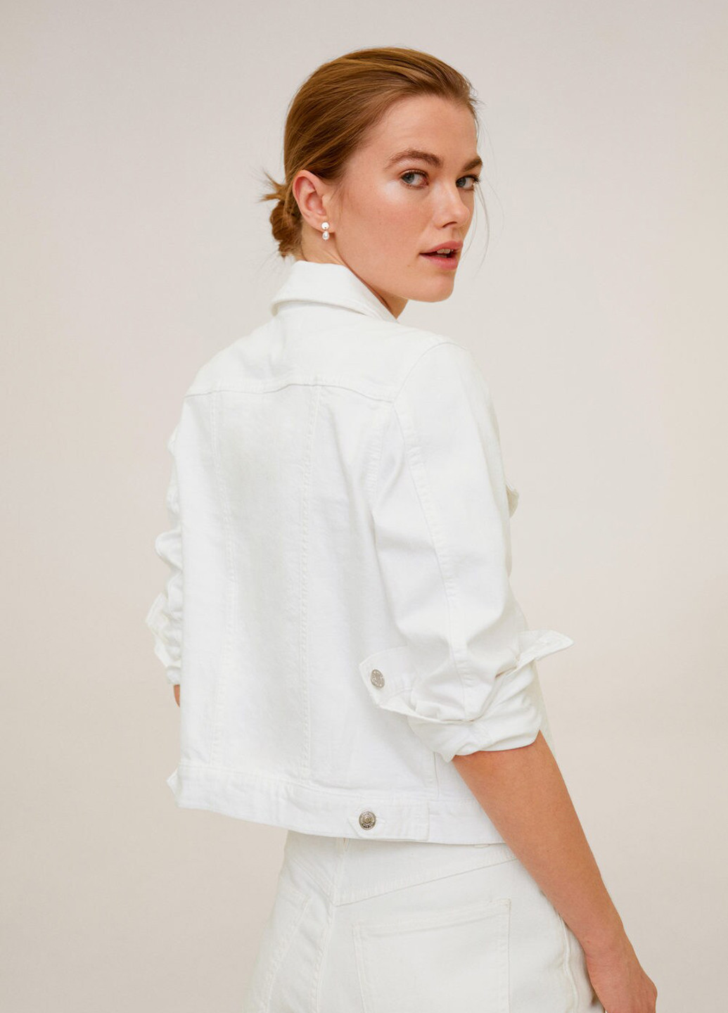 Белая летняя куртка Mango
