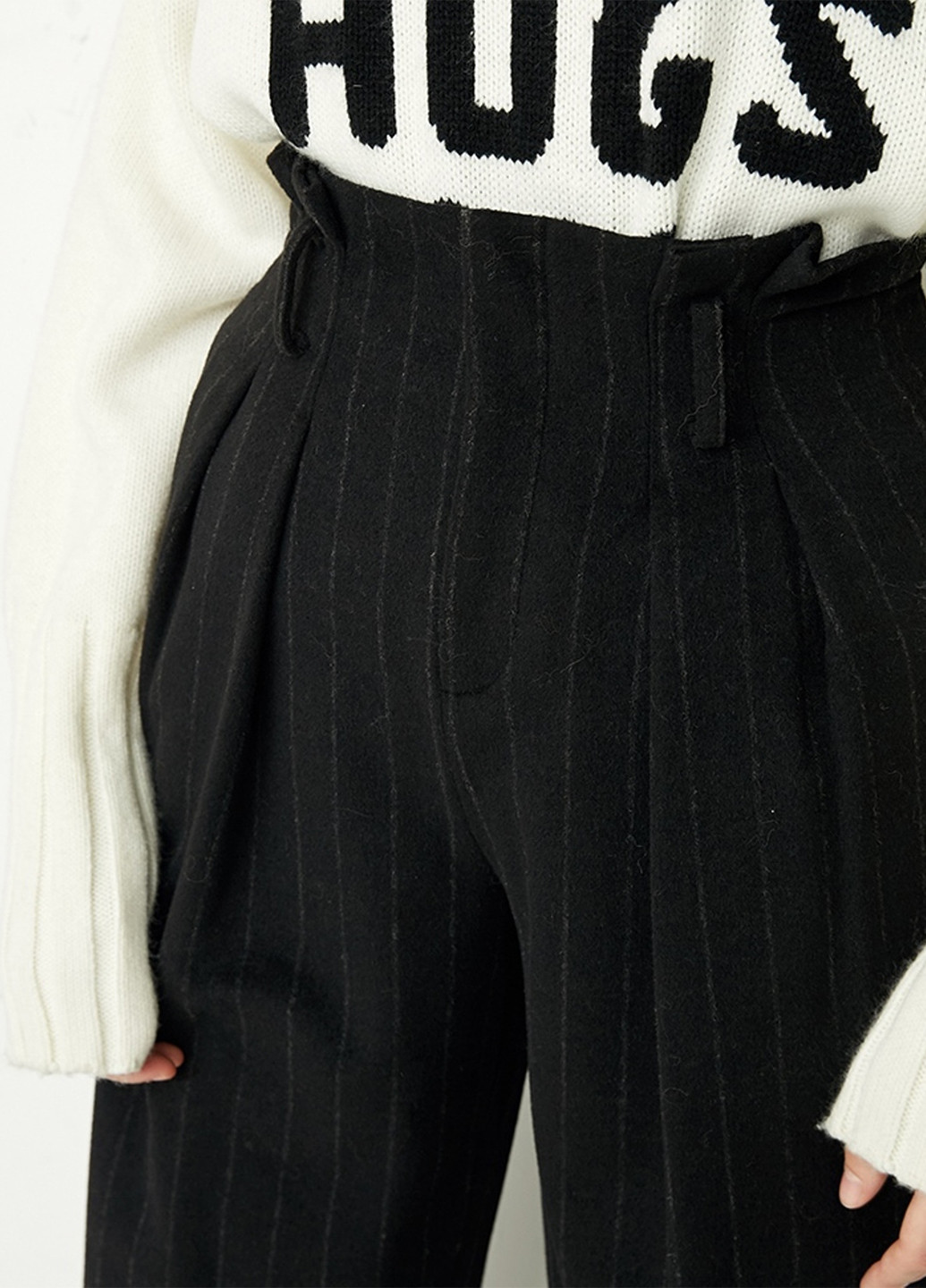 Черные кэжуал демисезонные прямые, укороченные брюки Only