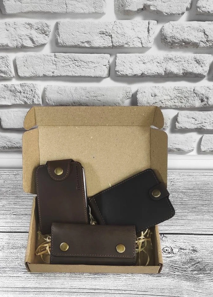 Подарочный набор №17 (зажим + картхолдер + ключница) коричневый DNK Leather (253933668)