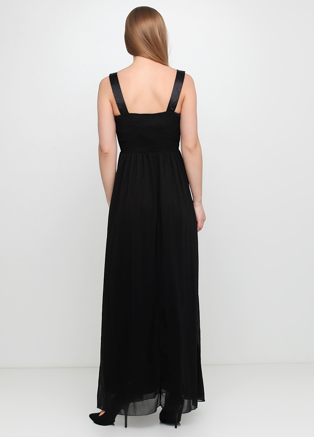 Черное вечернее платье Sisters Point однотонное