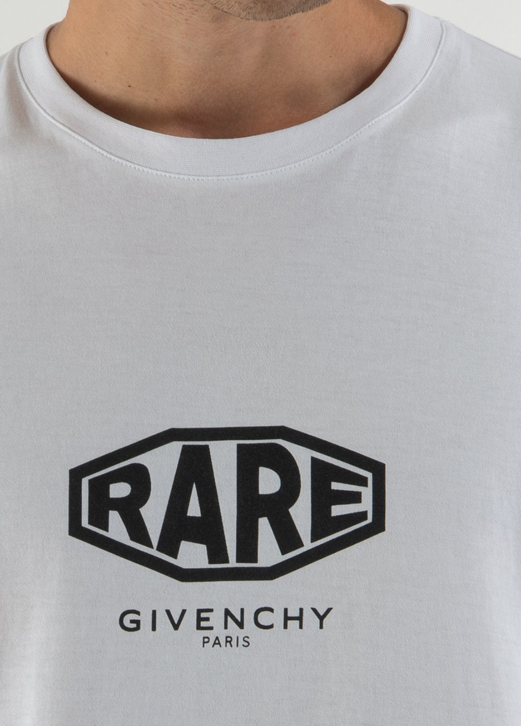 Светло-серая футболка Givenchy