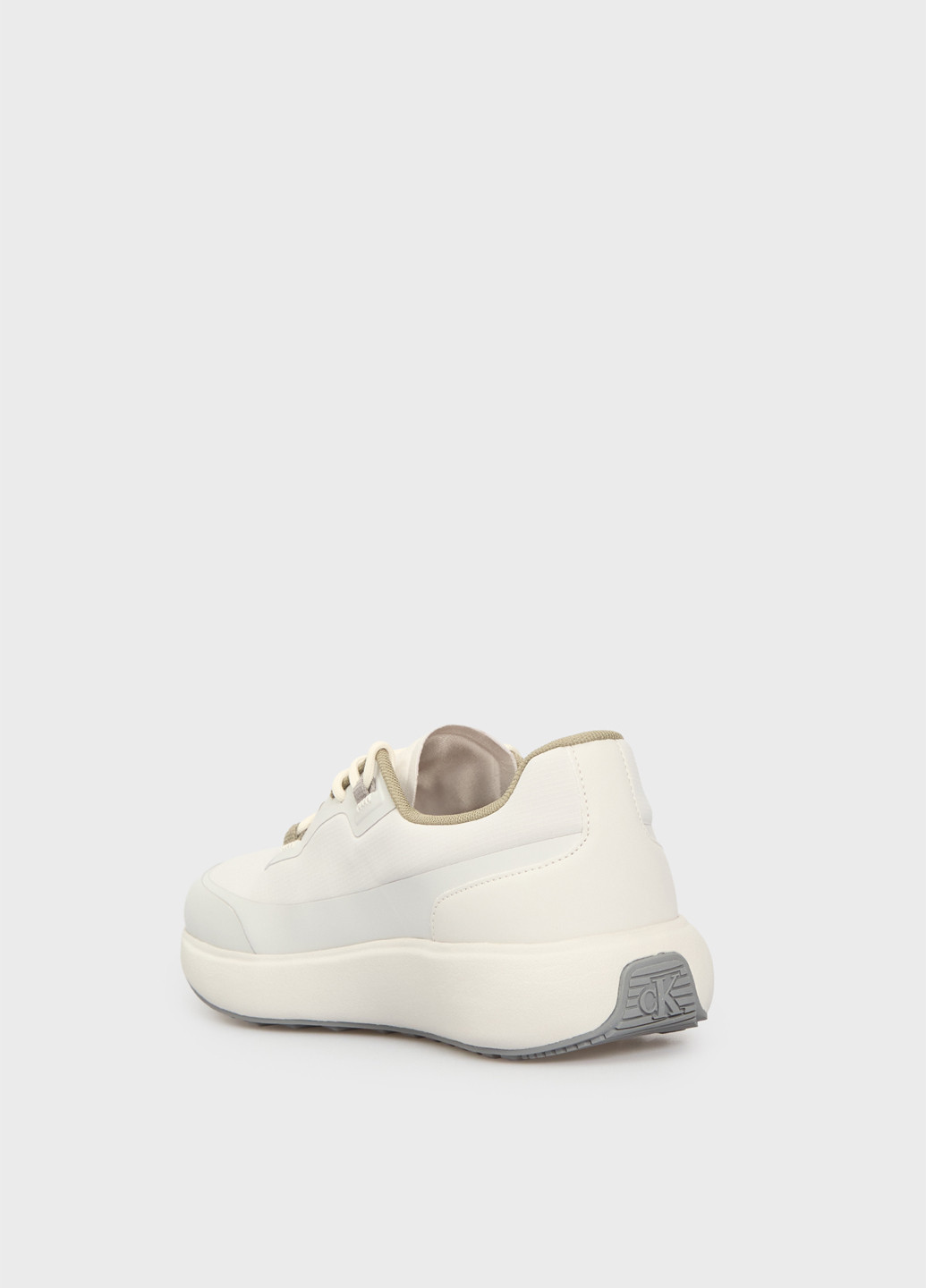 Белые всесезонные кроссовки Calvin Klein Jeans