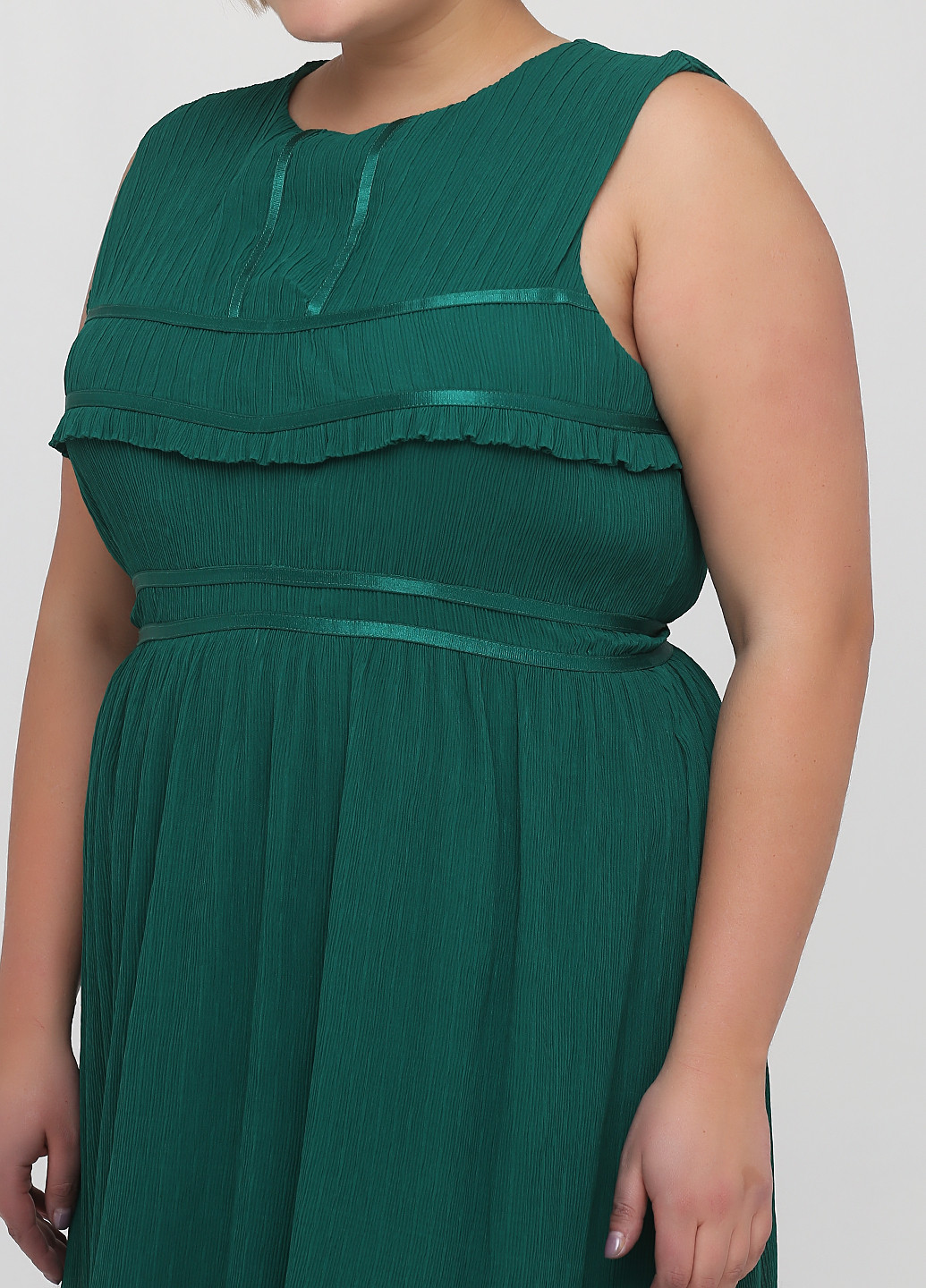 Зелена коктейльна платье кльош, плісована Reserved