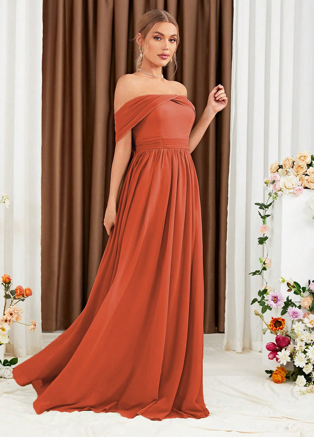 Терракотовое кэжуал платье с юбкой-солнце, с открытыми плечами SHEIN однотонное