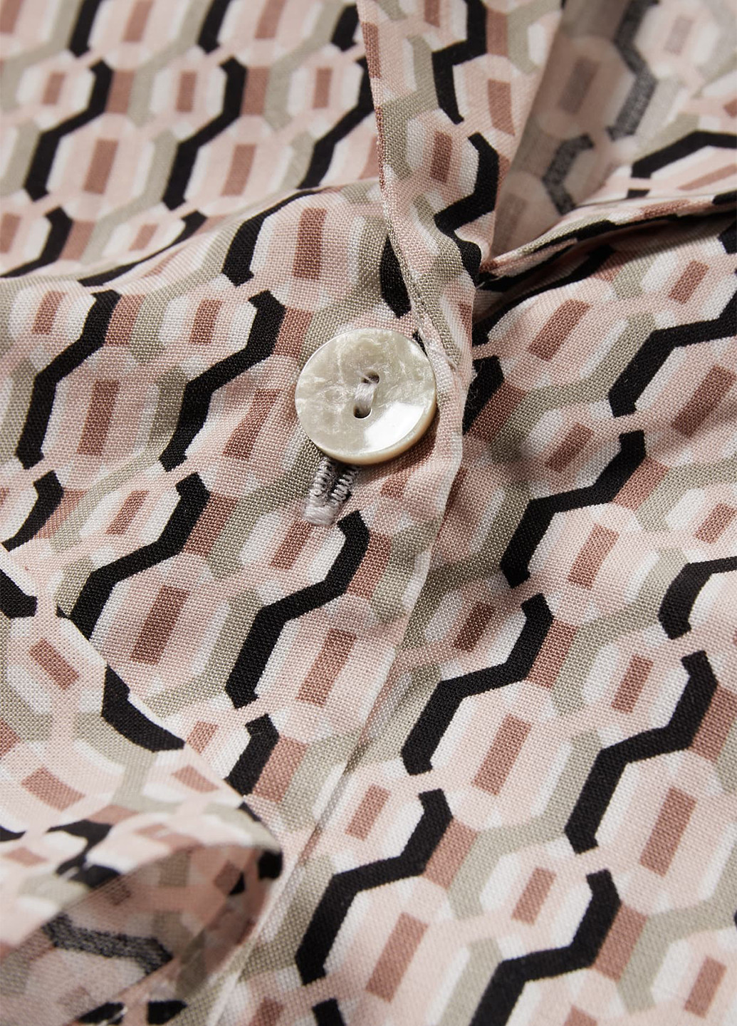 Цветная кэжуал рубашка с геометрическим узором C&A