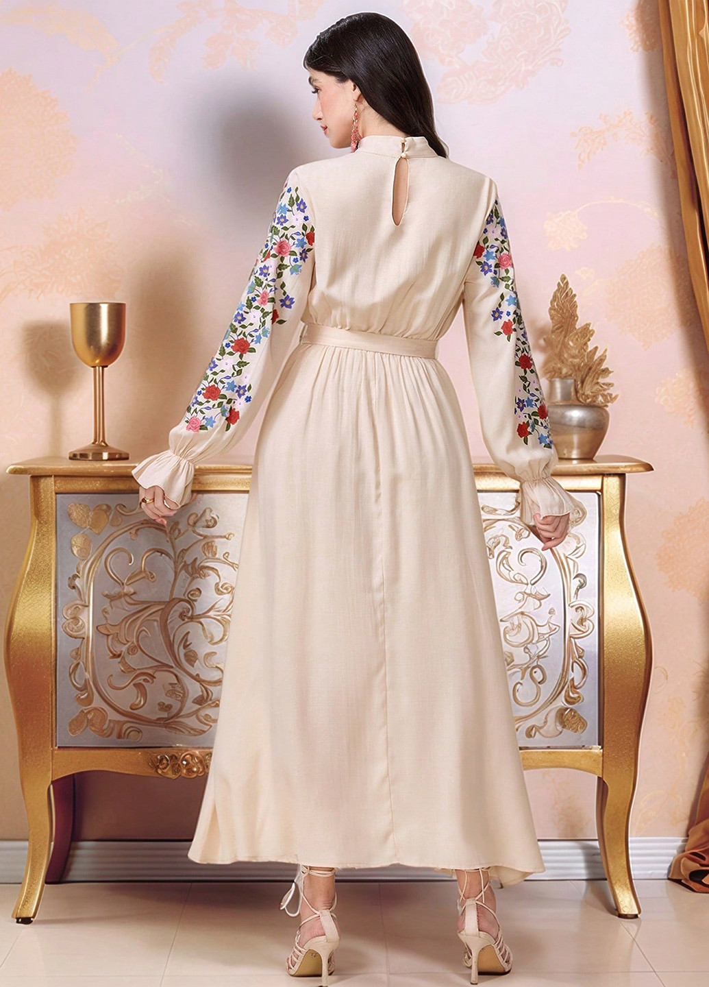 Кремовое вечернее, кэжуал платье с юбкой-солнце SHEIN с цветочным принтом