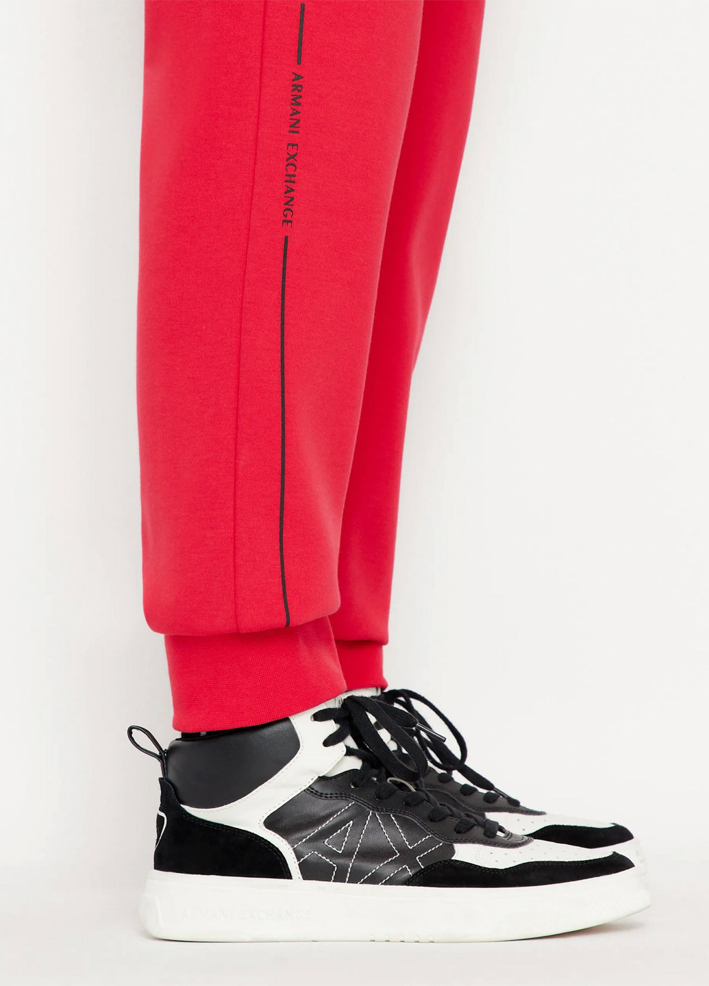 Красные спортивные демисезонные джоггеры брюки Armani Exchange
