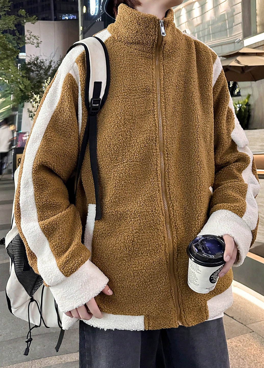 Пісочна демісезонна куртка SHEIN