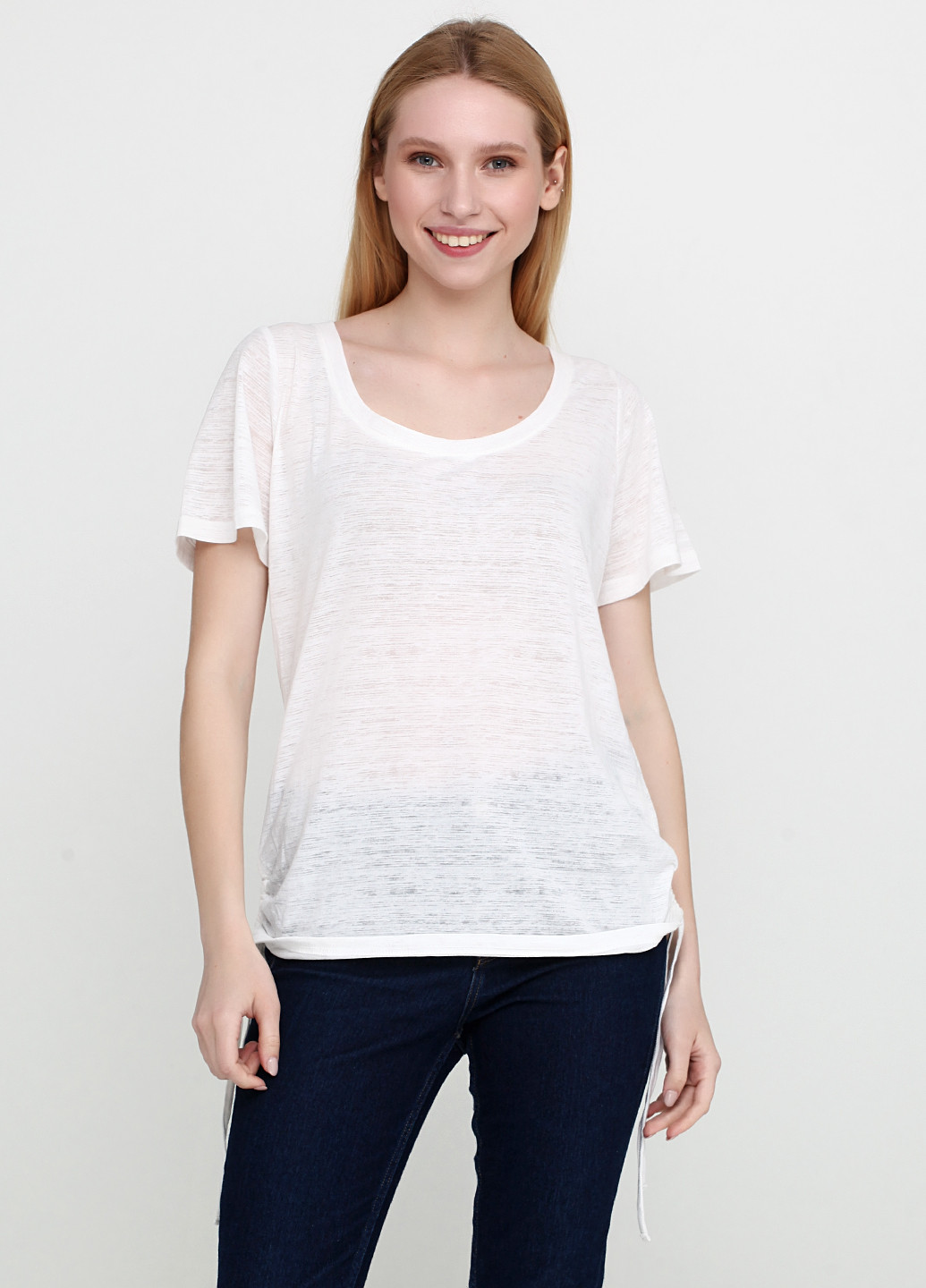 Белая летняя футболка Gi Oous