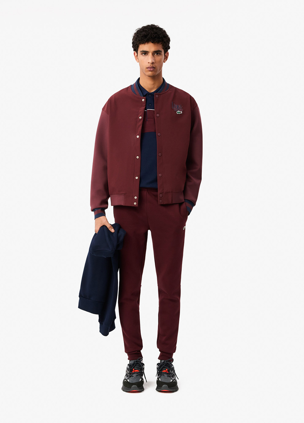 Бордовые спортивные демисезонные джоггеры брюки Lacoste