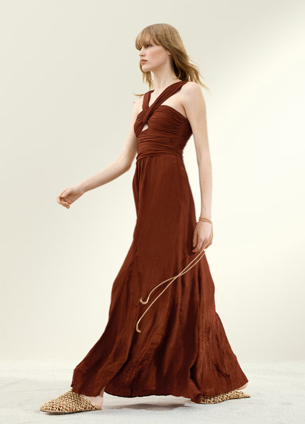 Терракотовое кэжуал платье клеш, с открытой спиной H&M однотонное