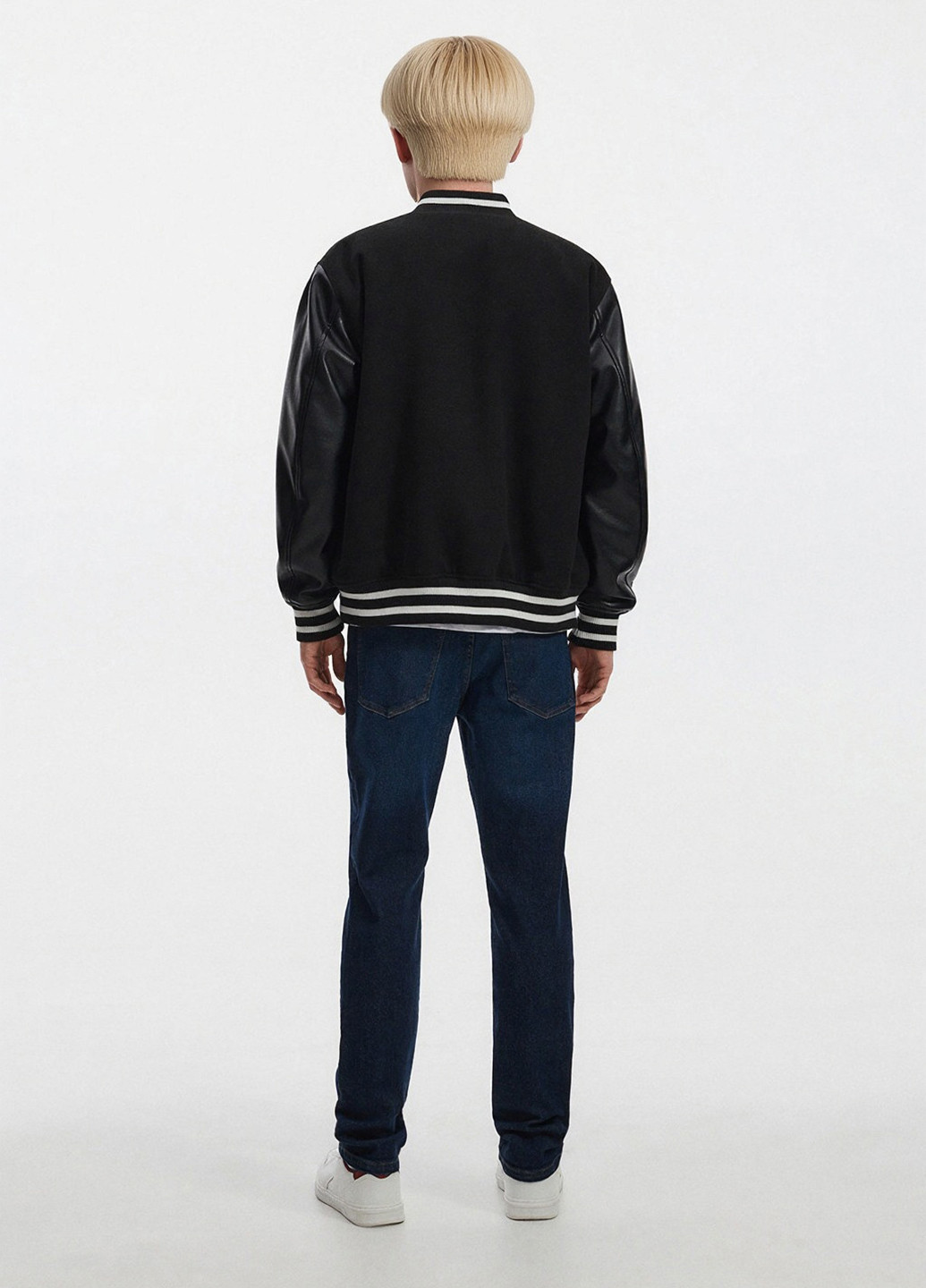 Темно-синие демисезонные зауженные джинсы Reserved