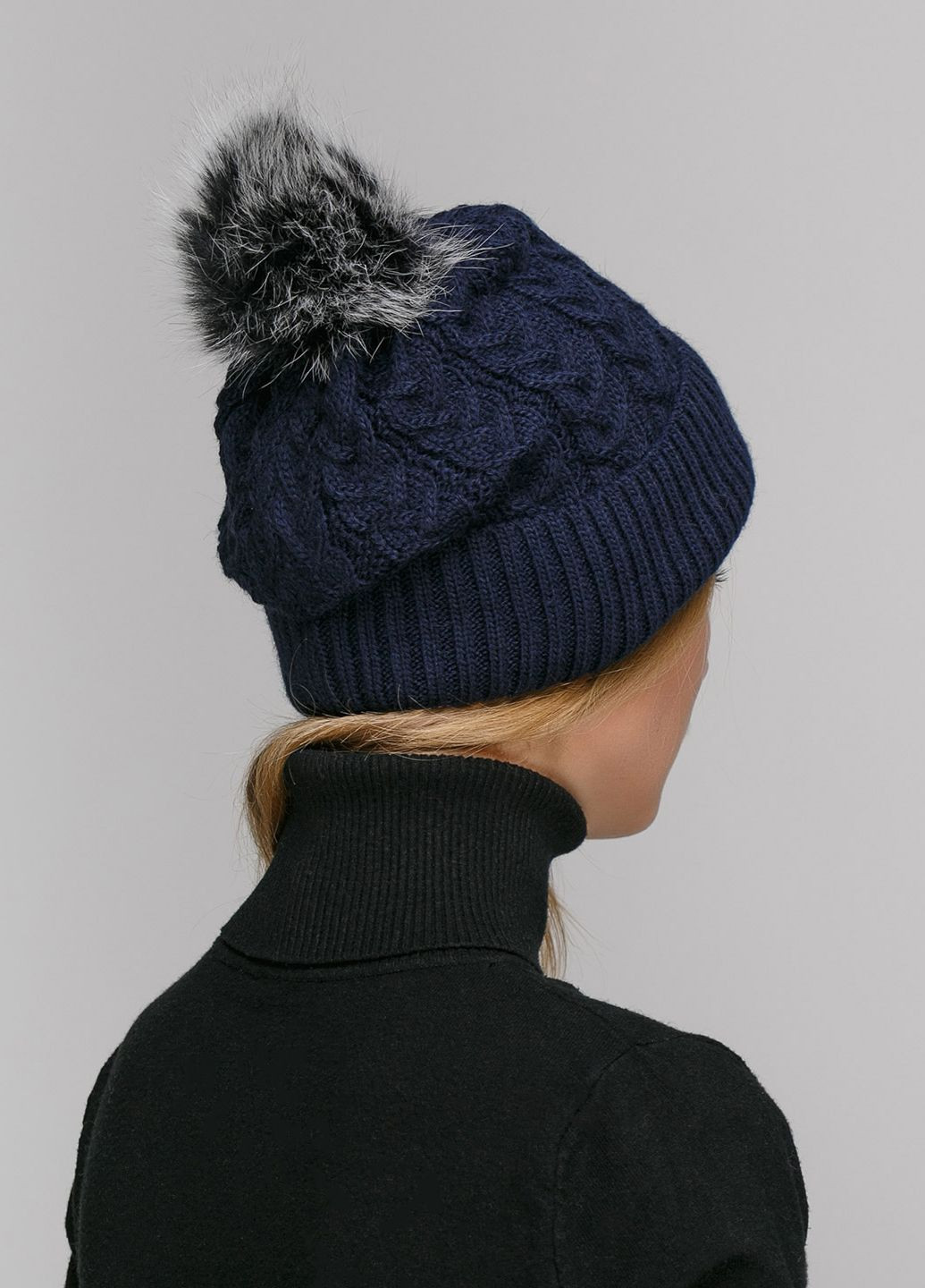 Зимняя теплая женская шапка на флисовой подкладке 550814 Merlini (249643351)