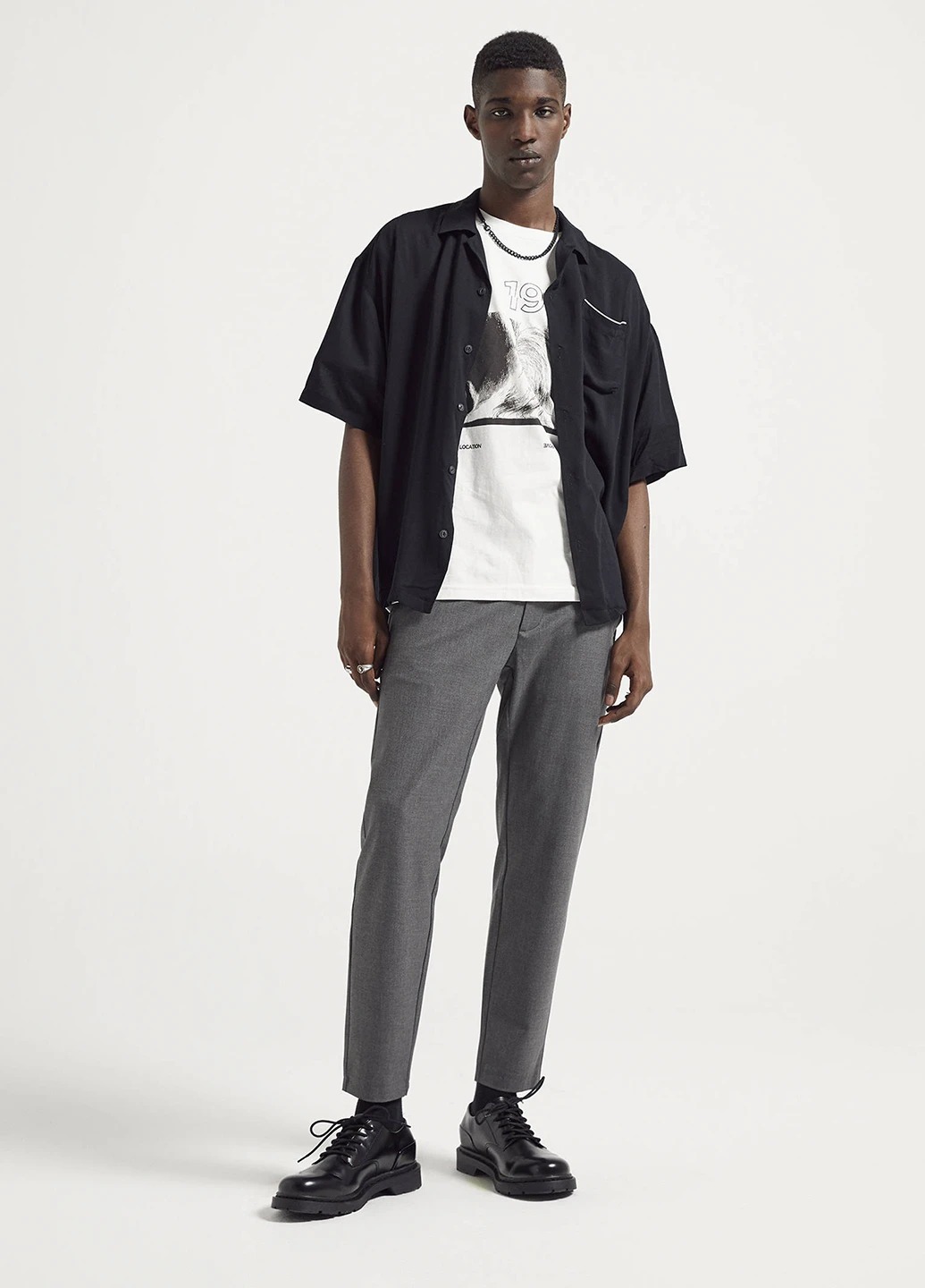 Графитовые кэжуал демисезонные классические брюки Pull & Bear