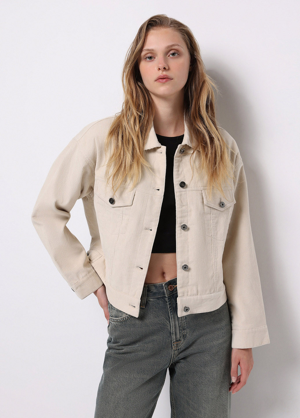 Бежева демісезонна куртка Colin's