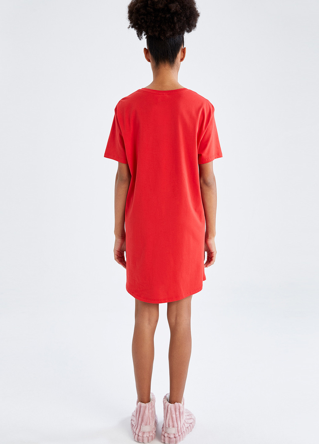 Красное домашнее платье платье-футболка DeFacto персонажи