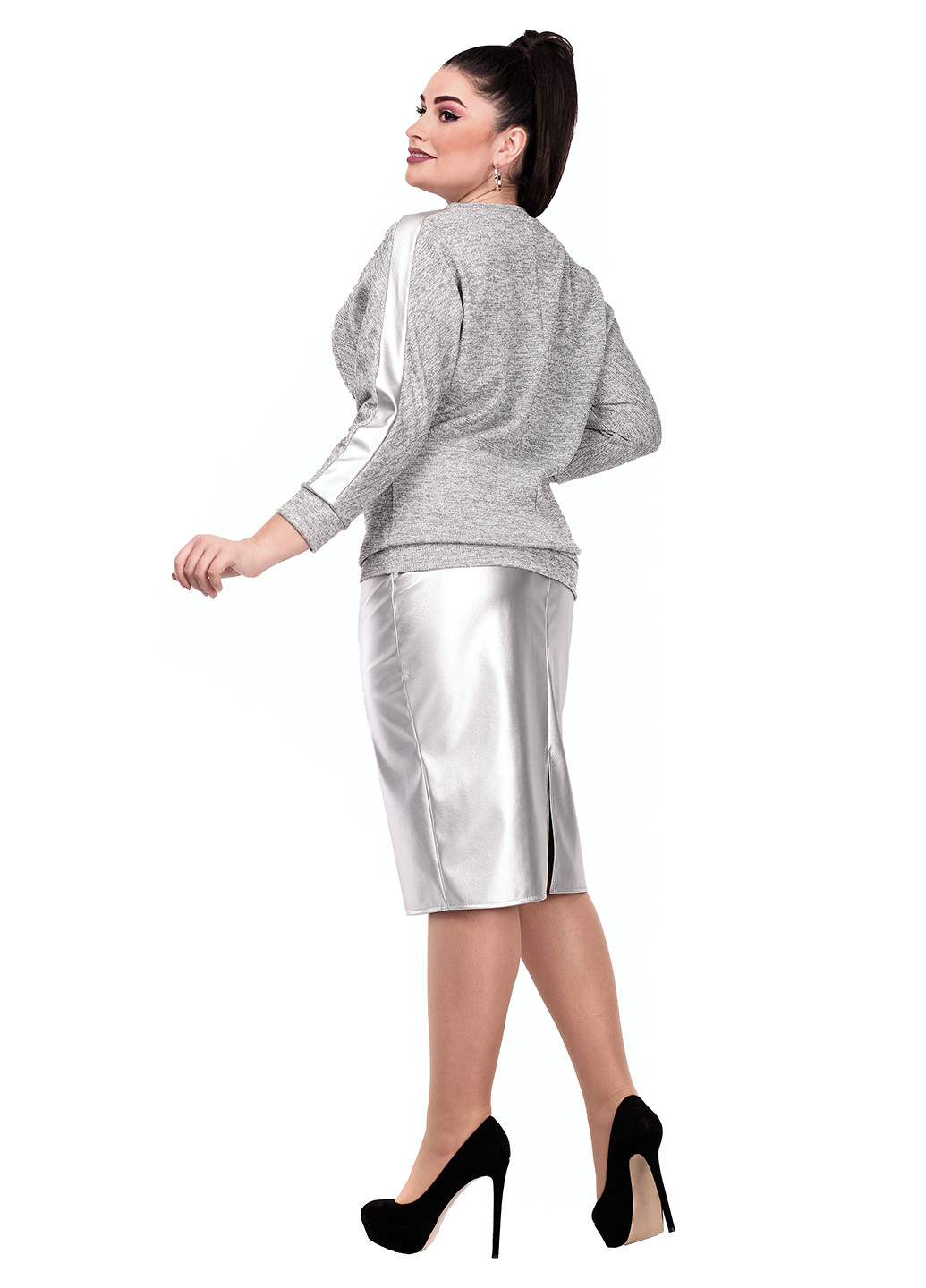 Серый демисезонный комплект (джемпер, юбка) Alpama