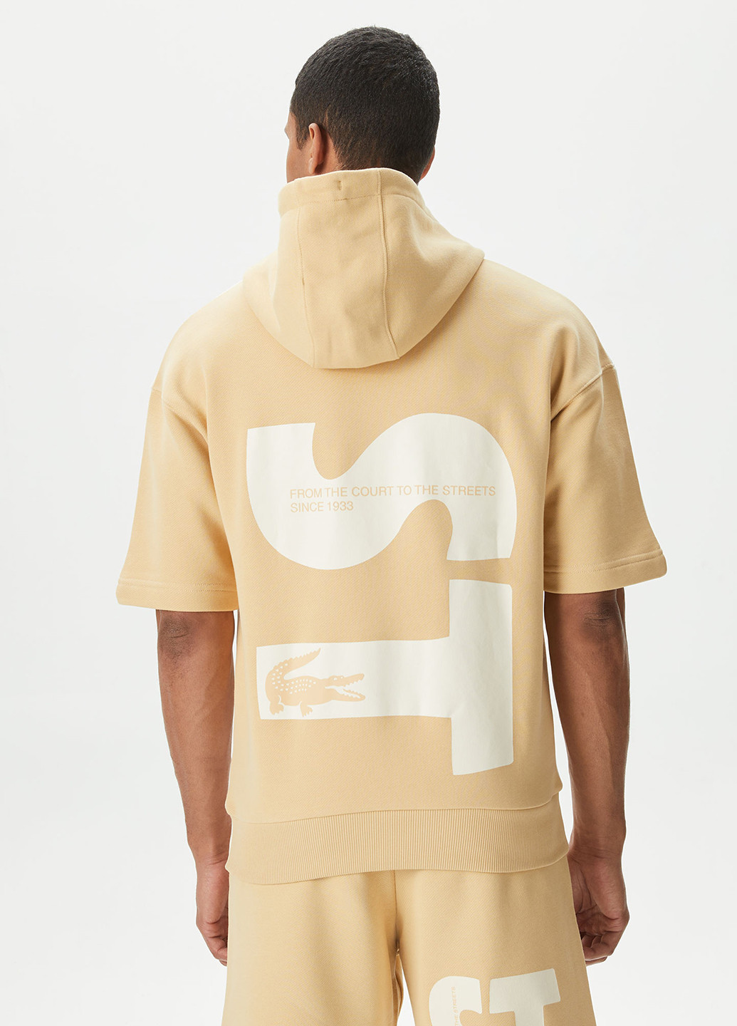 Бежева футболка Lacoste