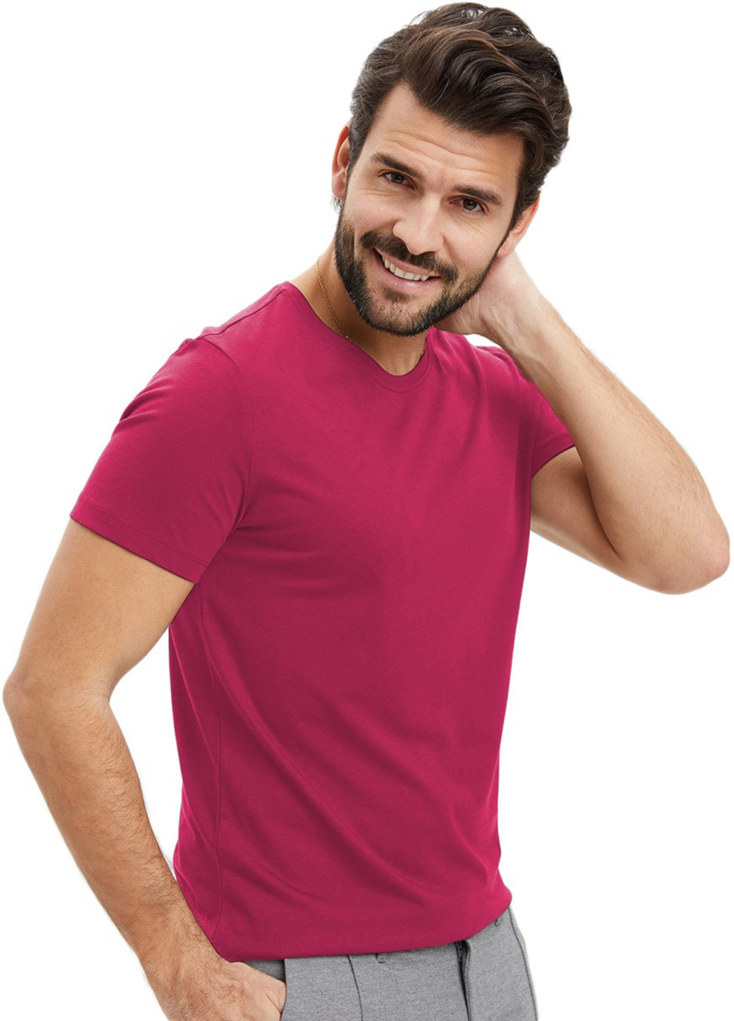 Светло-бордовая летняя футболка SVTR