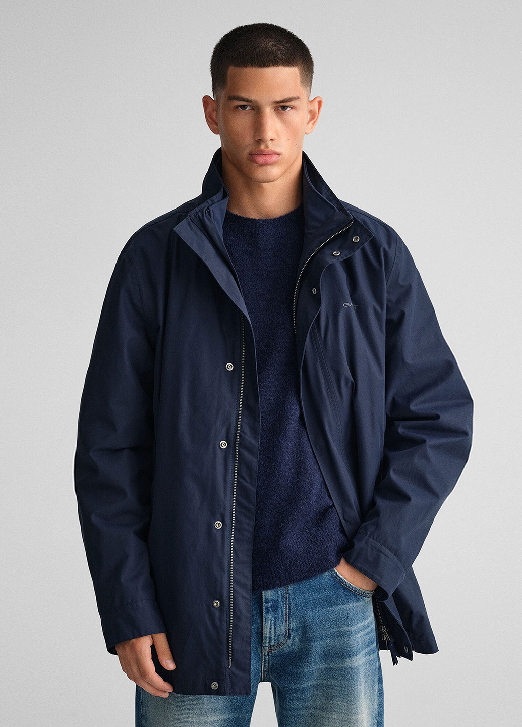 Темно-синяя демисезонная куртка Gant