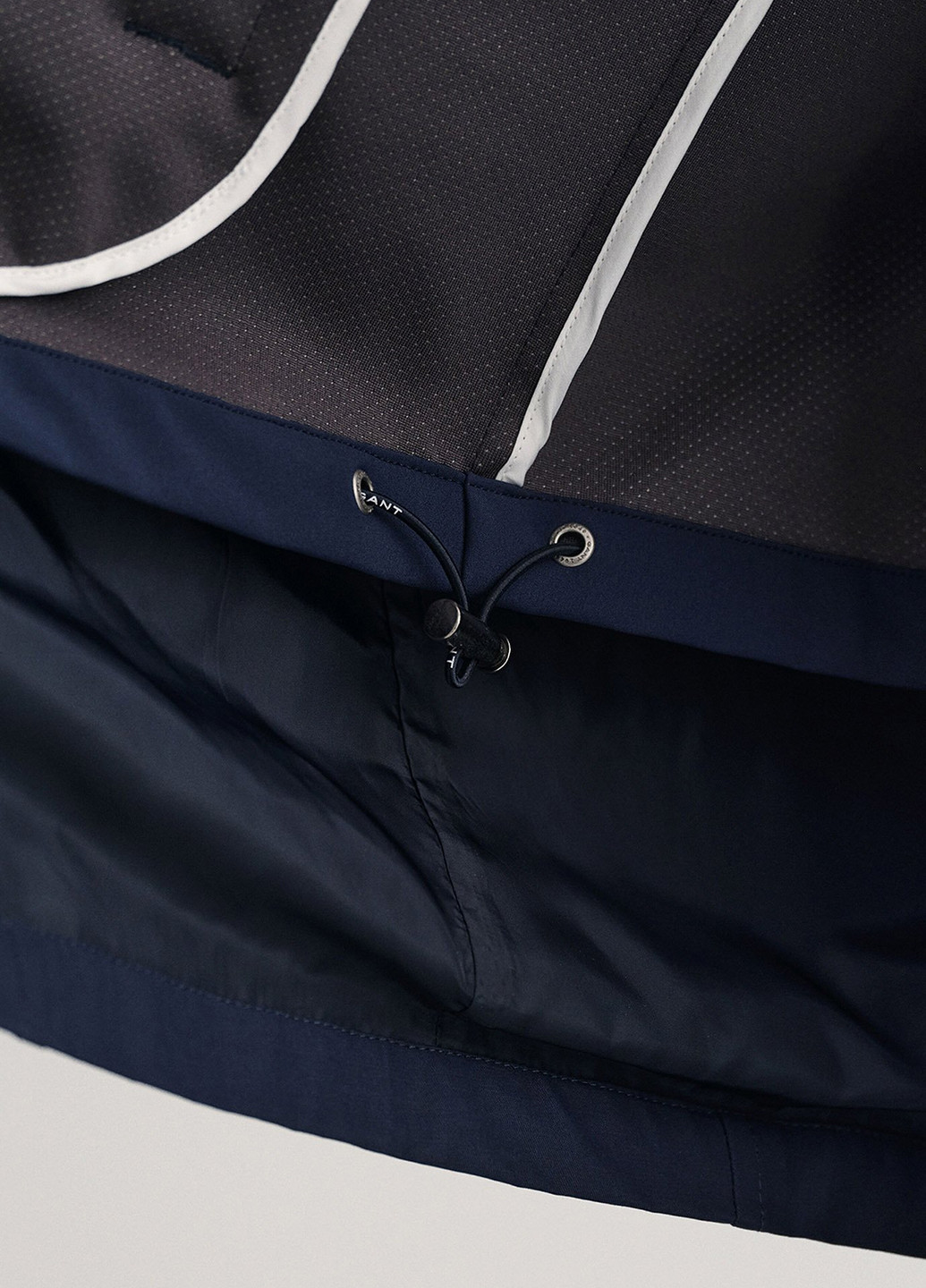 Темно-синяя демисезонная куртка Gant