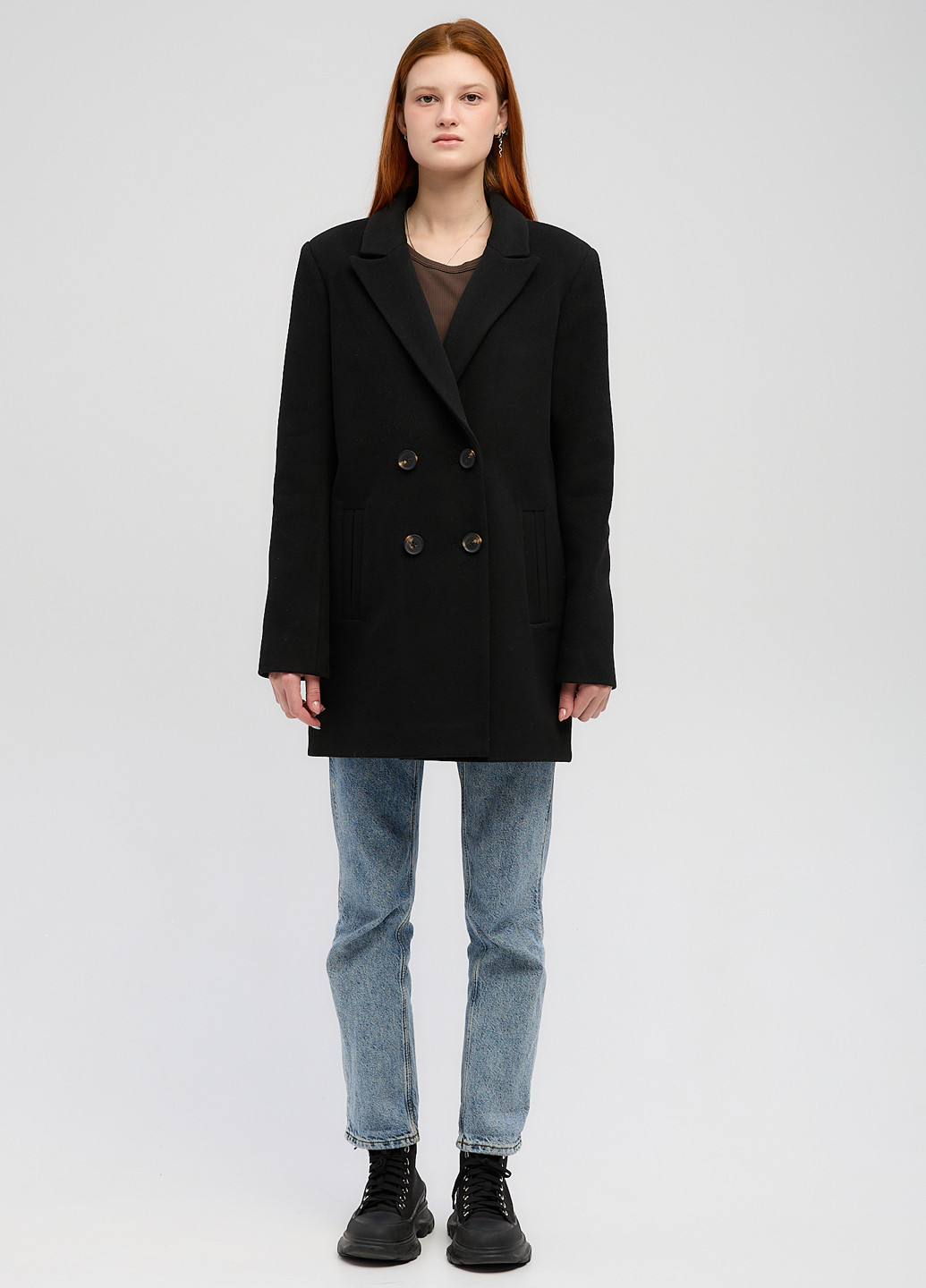 Черное демисезонное Пальто двубортное CHIUAS