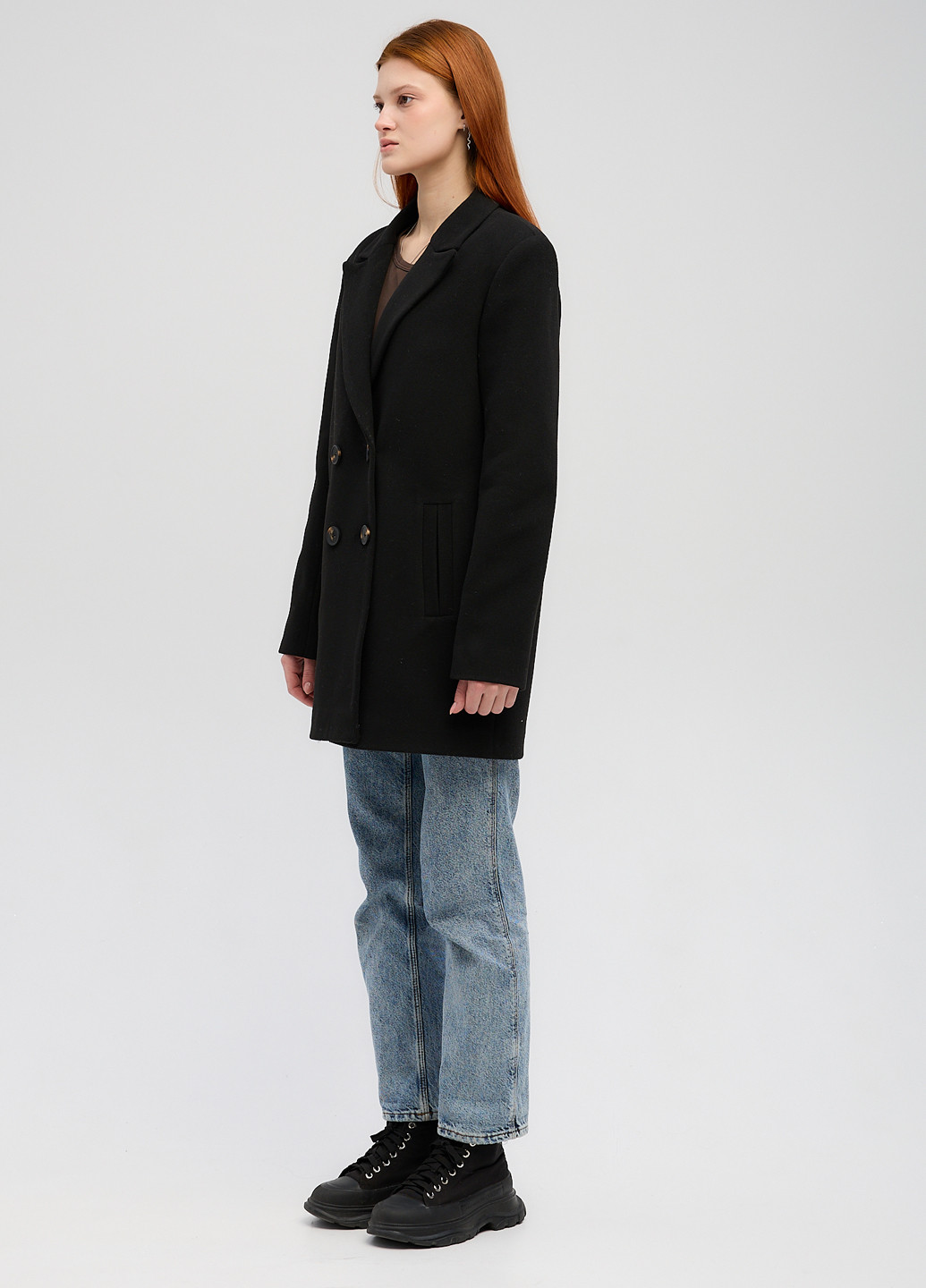 Черное демисезонное Пальто двубортное CHIUAS