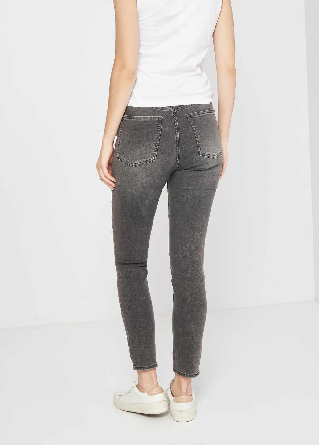 Джинси H&M однотонні світло-сірі джинсові бавовна