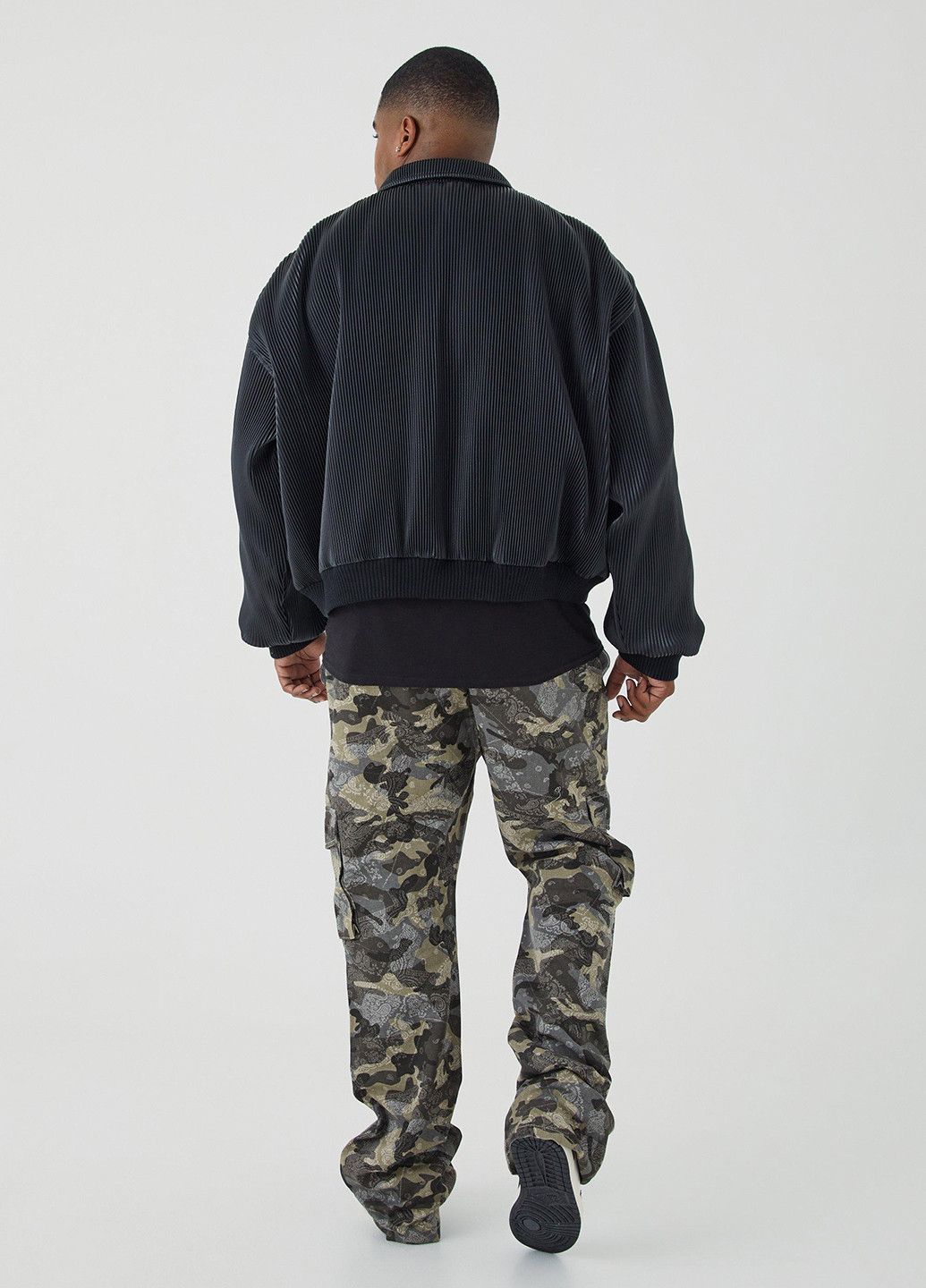 Чорна демісезонна куртка Boohoo