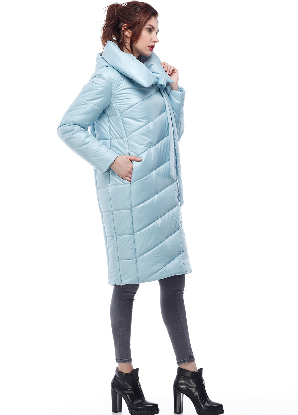 Светло-голубая зимняя куртка Origa