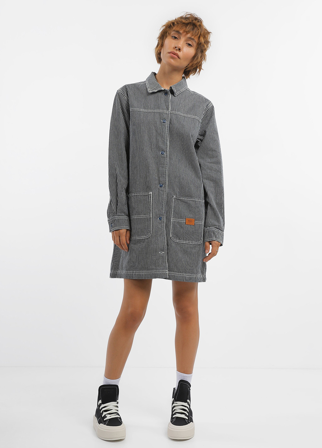 Чорно-білий кежуал сукня сукня-сорочка Vans в смужку