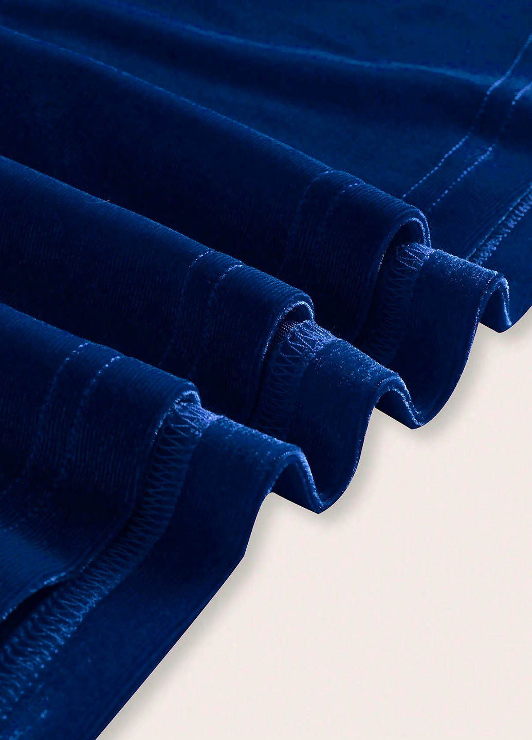 Синее праздничный, карнавальный платье клеш, с открытыми плечами, с открытой спиной SHEIN однотонное