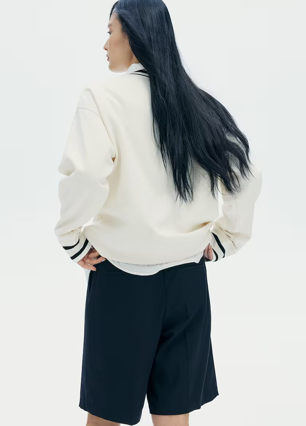 Кремовий світшот оверсайз H&M однотонний (322710293)