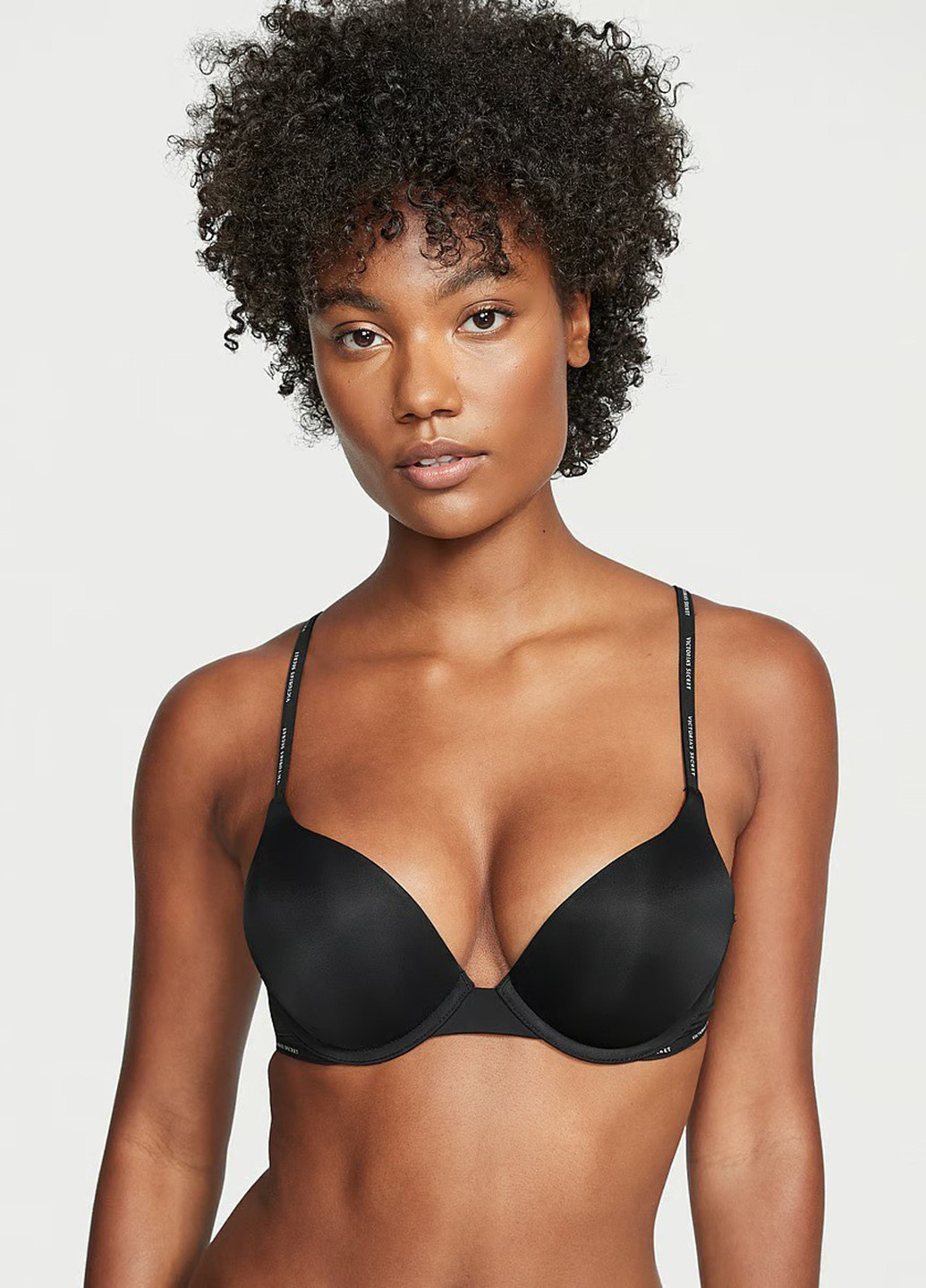 Черный демисезонный комплект (бюстгальтер, трусики) Victoria's Secret