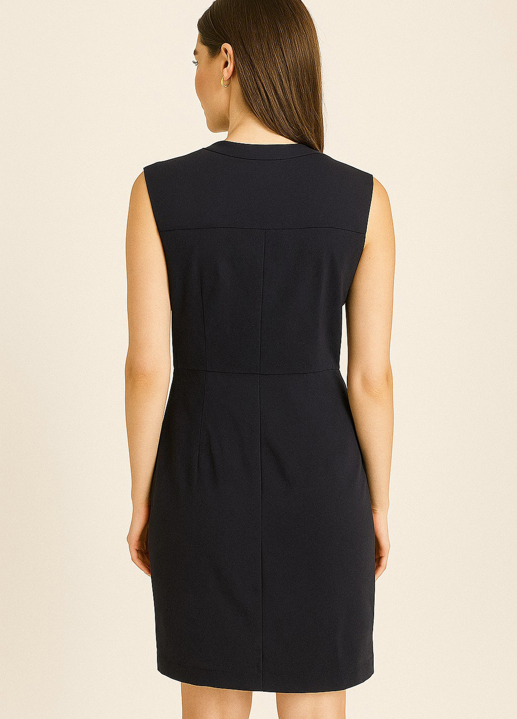 Чорна кежуал сукня футляр Sassofono однотонна