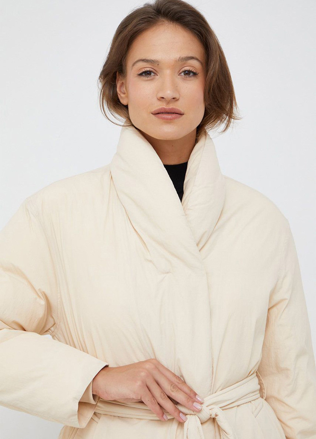 Бежевый зимний Пуховик Calvin Klein