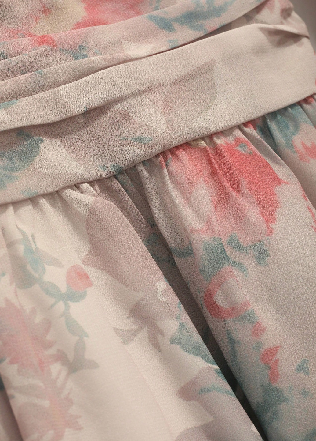 Сіра вечірня, кежуал сукня Dazy з квітковим принтом