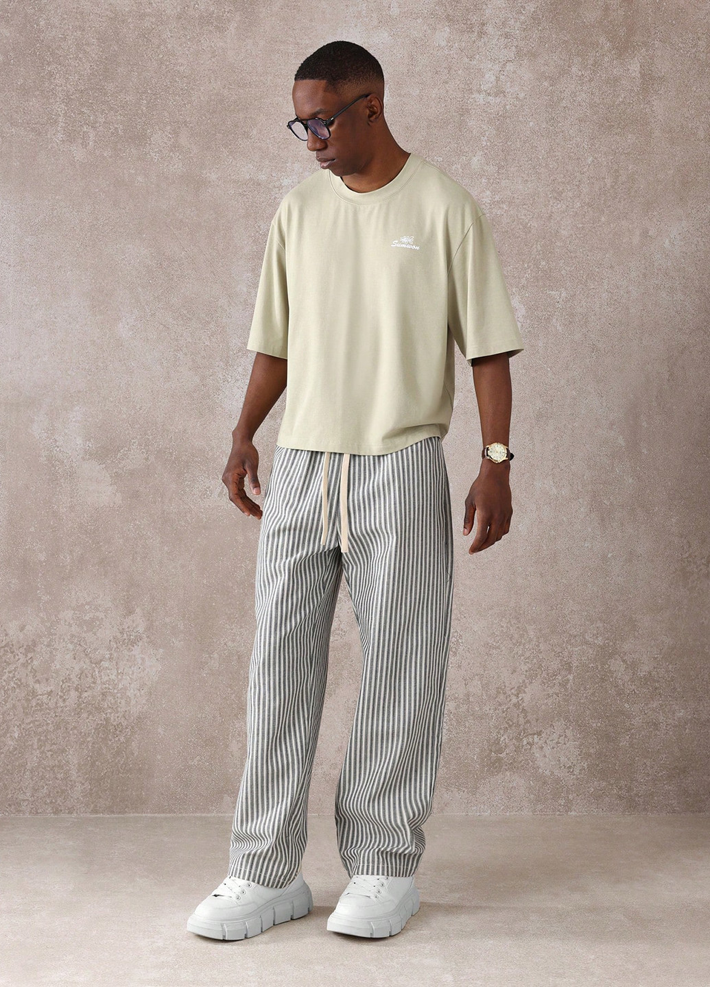 Светло-зеленая футболка SHEIN