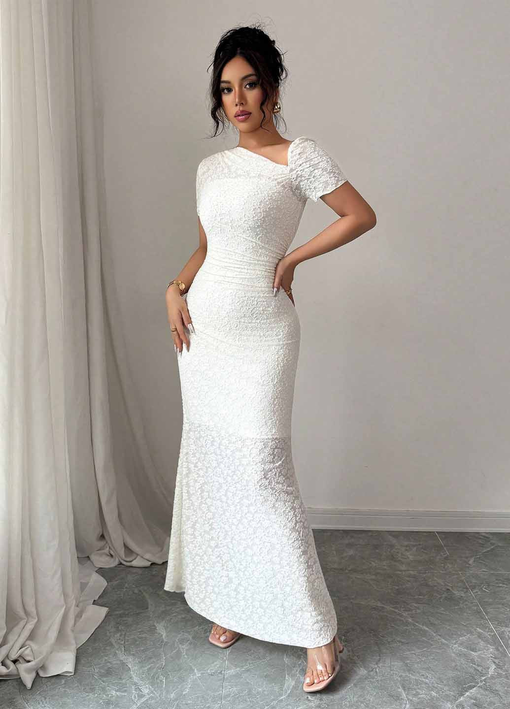 Белое вечернее платье годе SHEIN однотонное