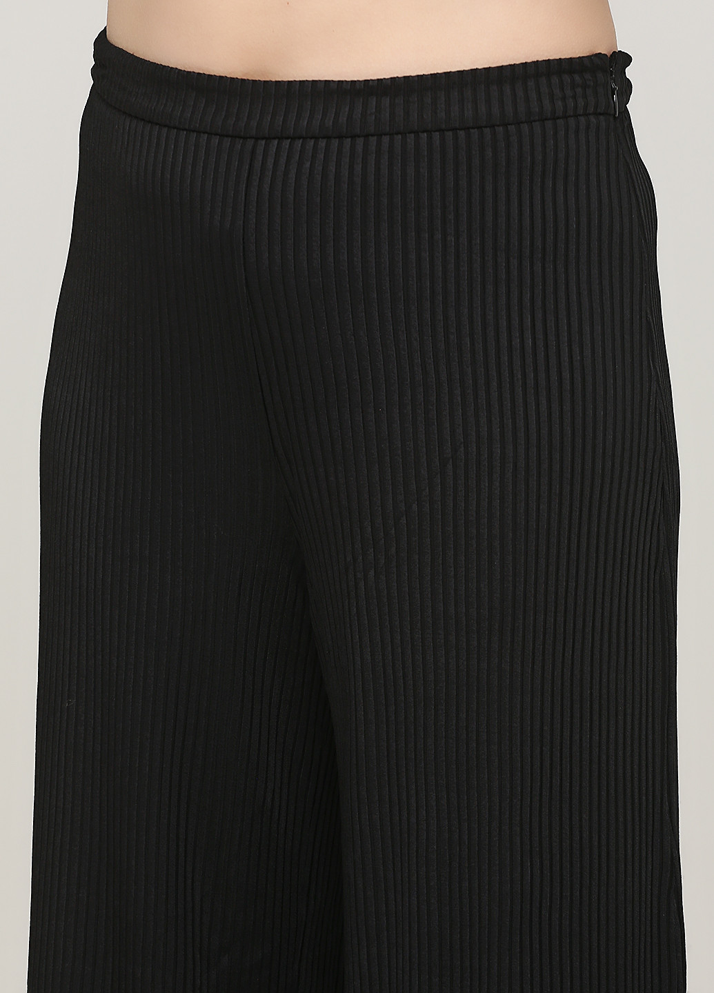 Черные кэжуал демисезонные клеш брюки Care Label