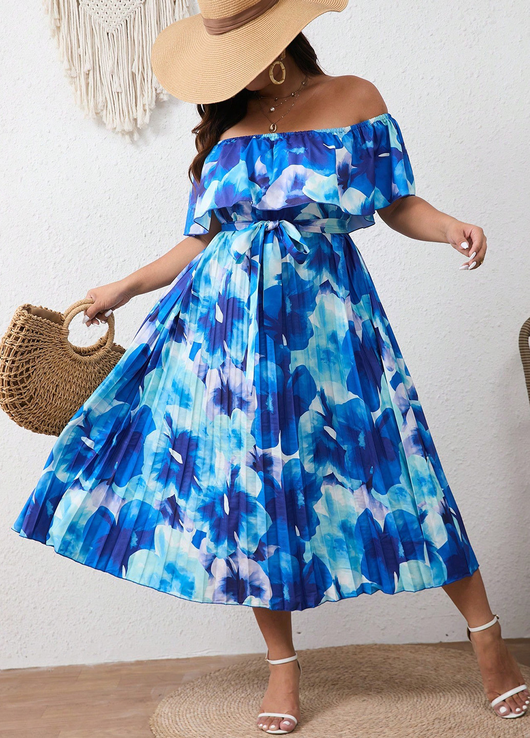 Синее кэжуал платье а-силуэт, с открытыми плечами, плиссированное SHEIN с цветочным принтом